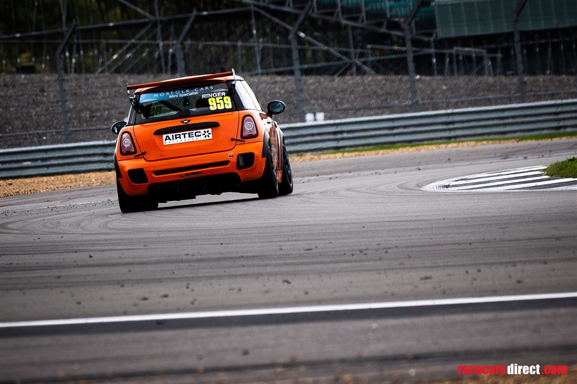 mini-cooper-r56