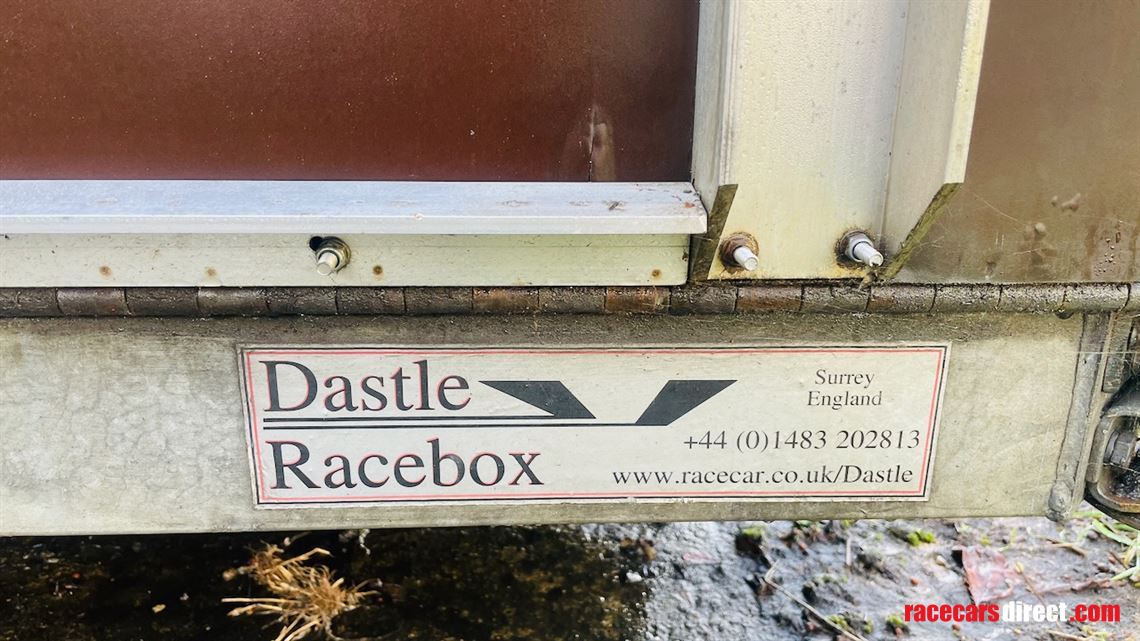 dastle-race-box