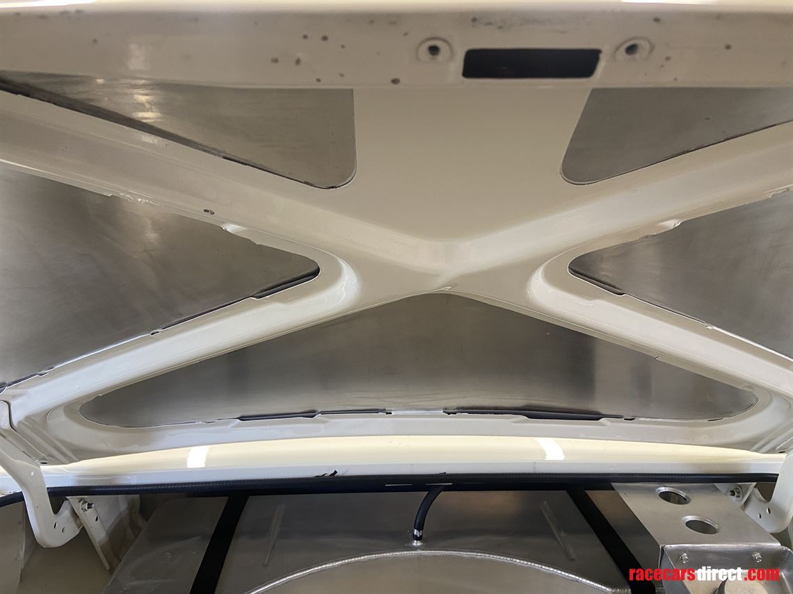 fia-lotus-cortina-race-car