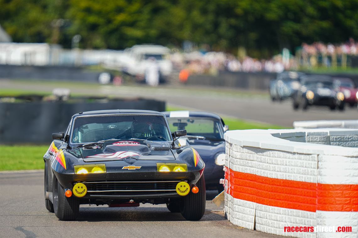 1965-fia-chevrolet-corvette-c2