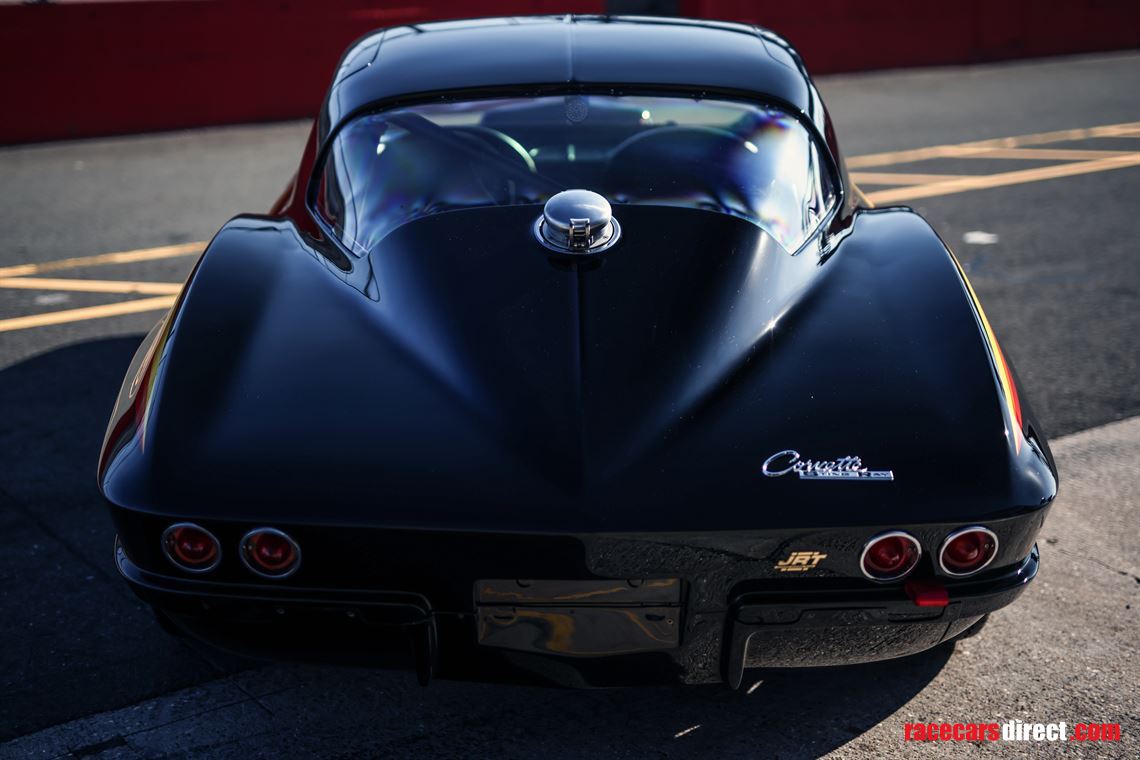 1965-fia-chevrolet-corvette-c2