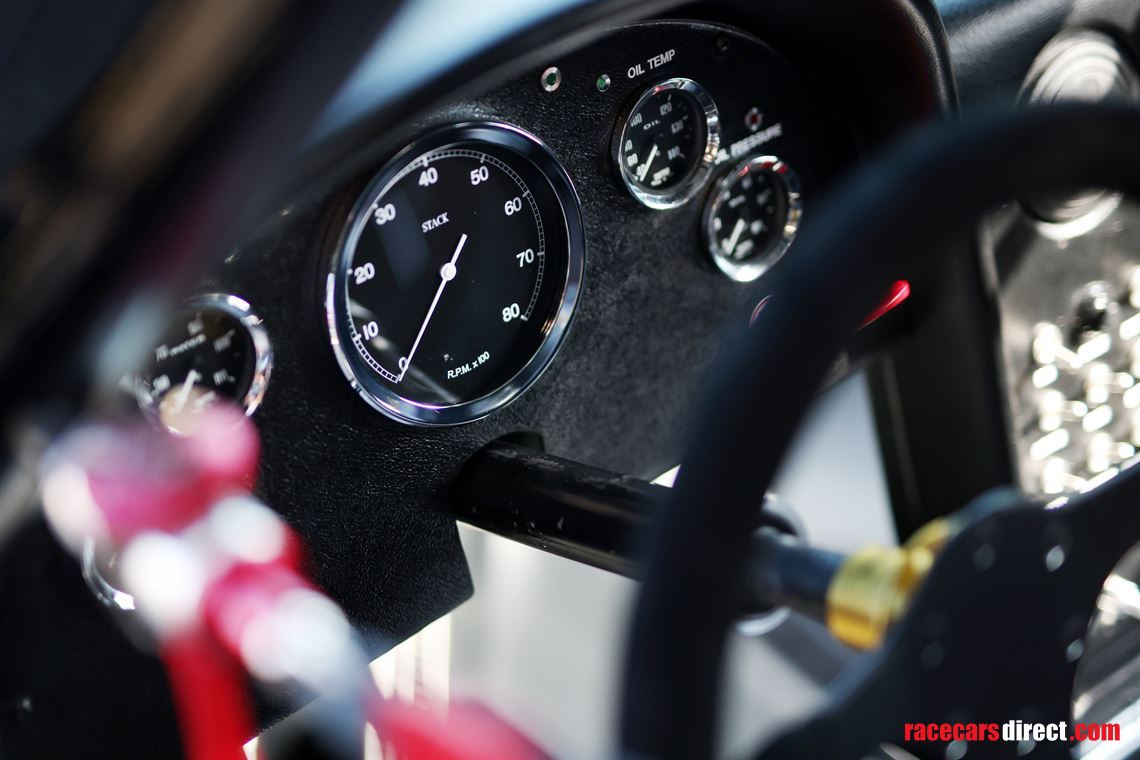 1965-fia-chevrolet-corvette-c2