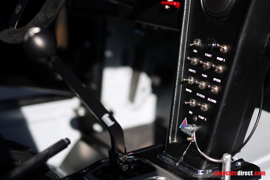 1965-fia-chevrolet-corvette-c2