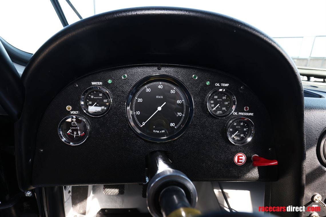 1965-fia-chevrolet-corvette-c2