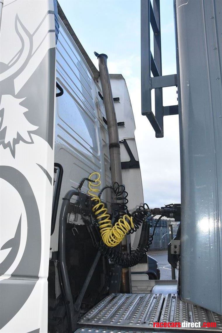 volvo-fh13-500-globetrotter-tractor-unit-2009