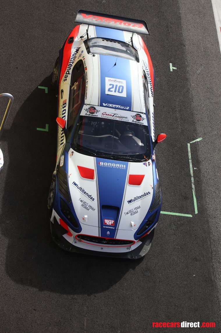 2010-maserati-granturismo-mc-trofeo-gt4-spec