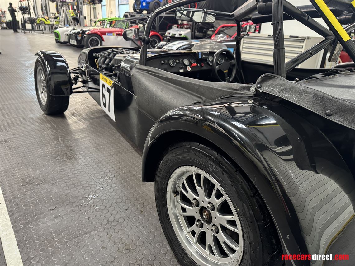 caterham-310r-race-car