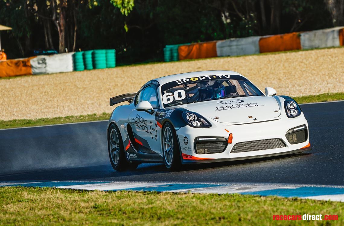 porsche-cayman-gt4-981-mr