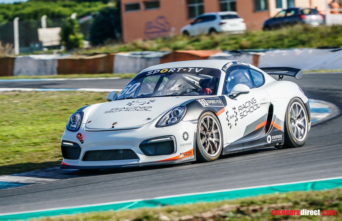 porsche-cayman-gt4-981-mr