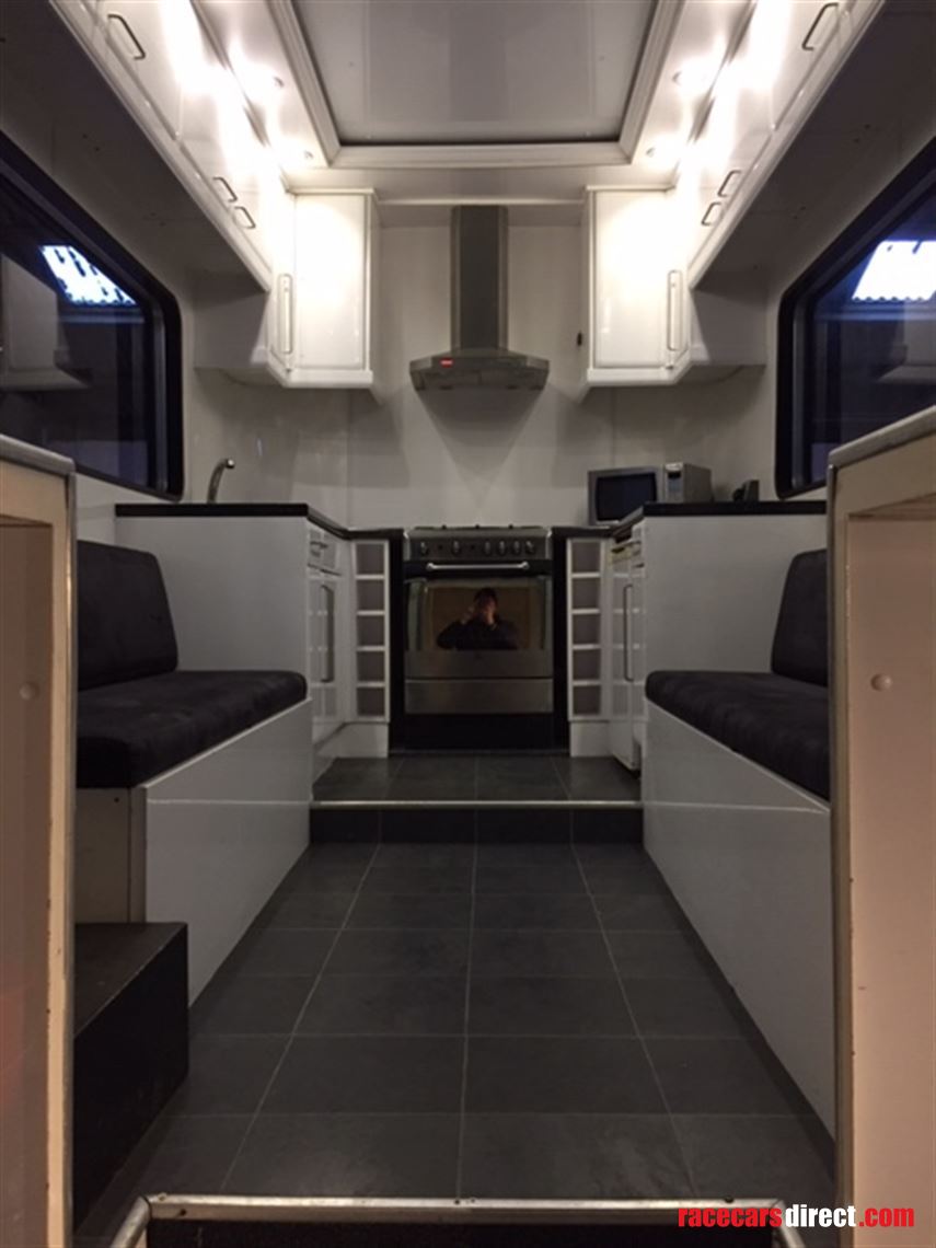 wilson-tri-axle-4-car-transporter-with-hospit