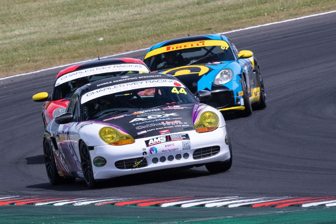 porsche-boxster-s-32-race-car