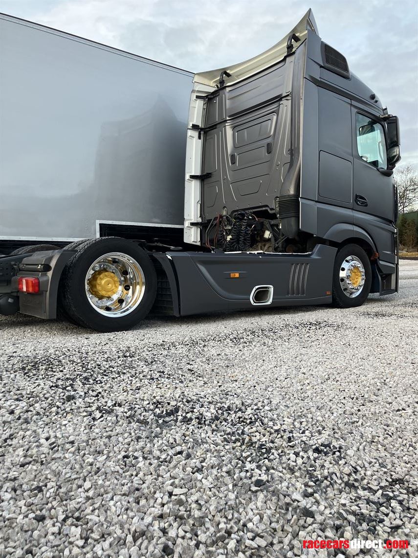 mercedes-benz-actros-4x2-low-ride-2018