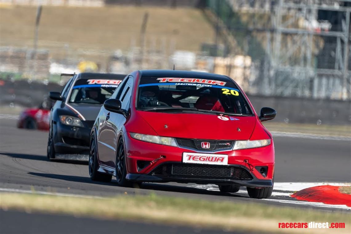 honda-civic-fn2-type-r-race-car