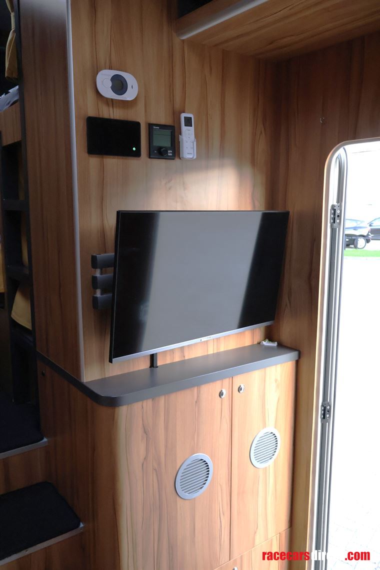 be--trailer-combi-6p-rvcargo-area