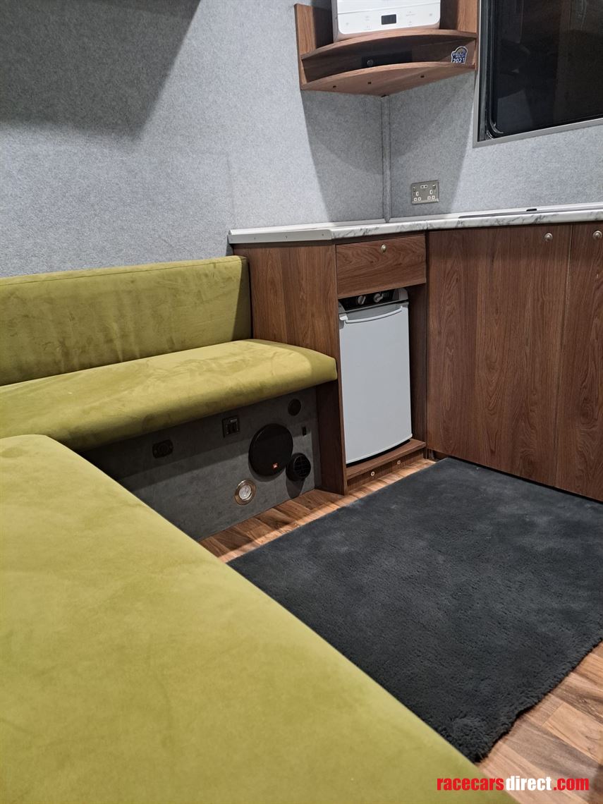 mercedes-atego-race-truck