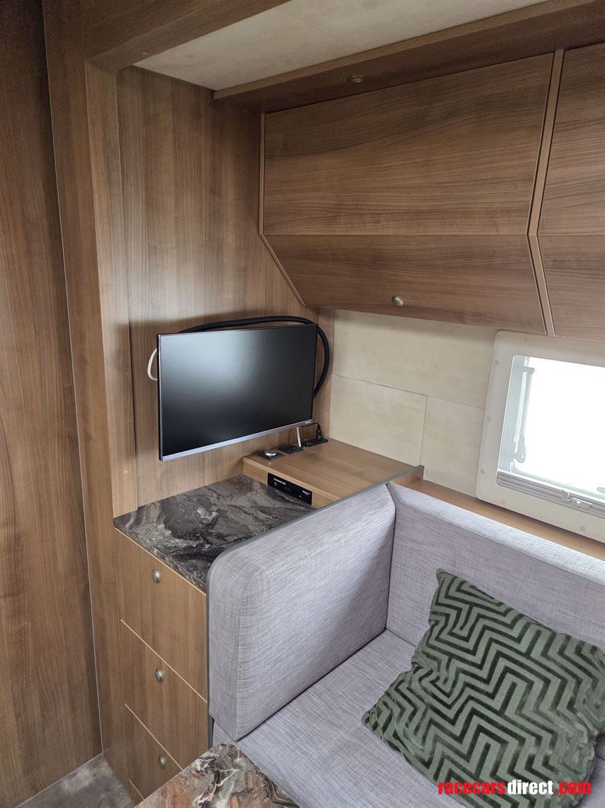 unique-iveco-daily-custom-built-racevan