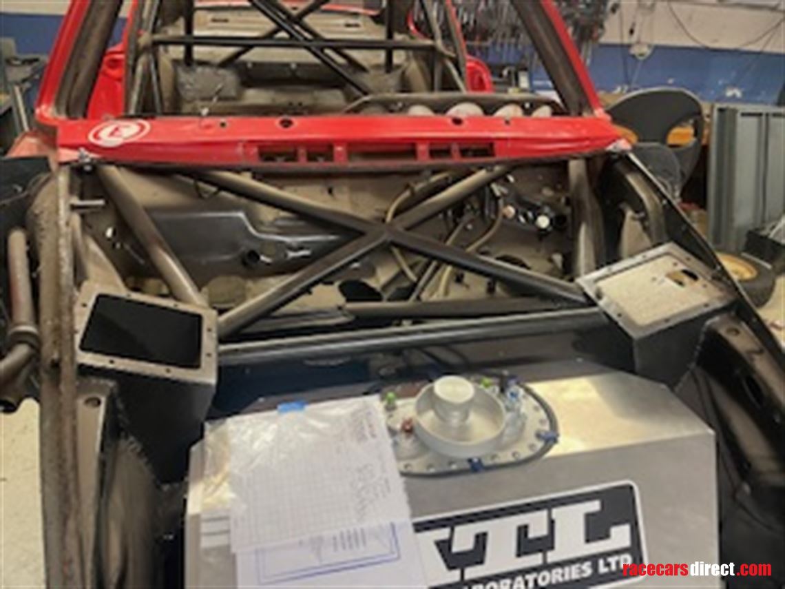 porsche-911-1976-body-with-roll-cage-body-par