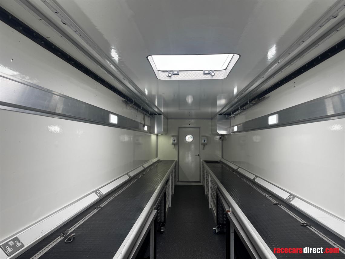 2-car-transporter-with-office