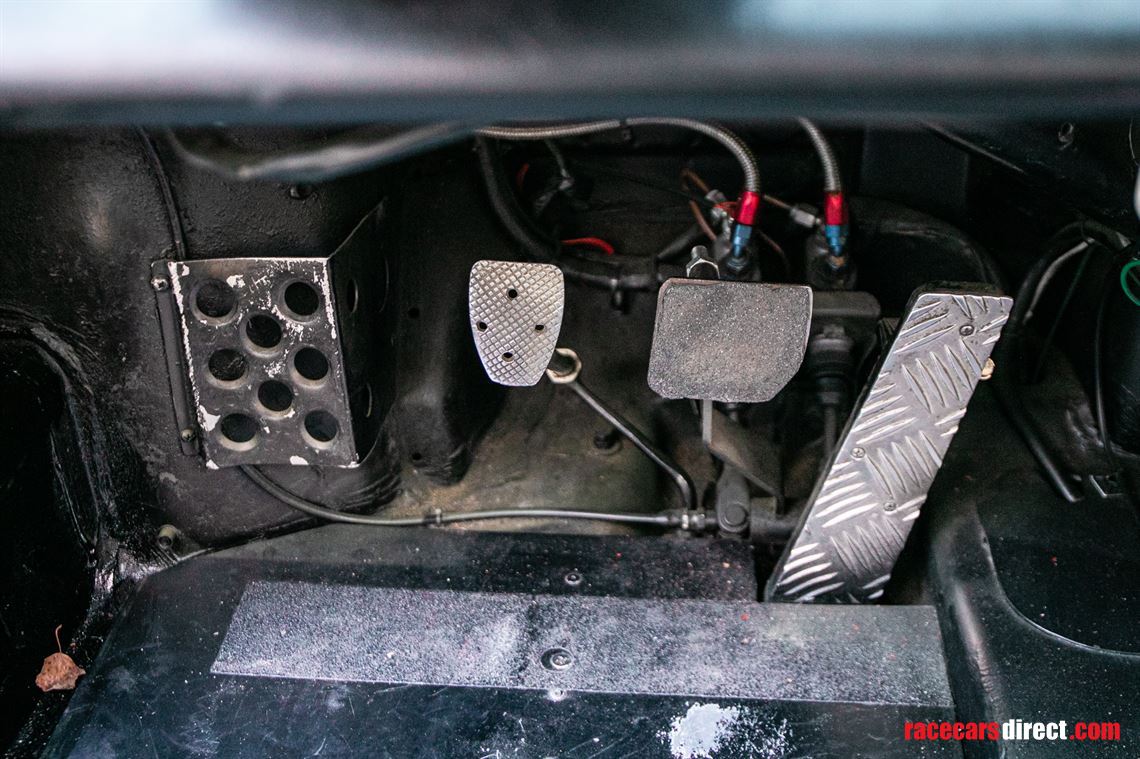 1975-porsche-911-27-mfi-rsr