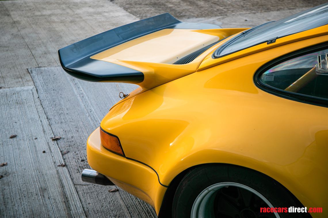 1975-porsche-911-27-mfi-rsr