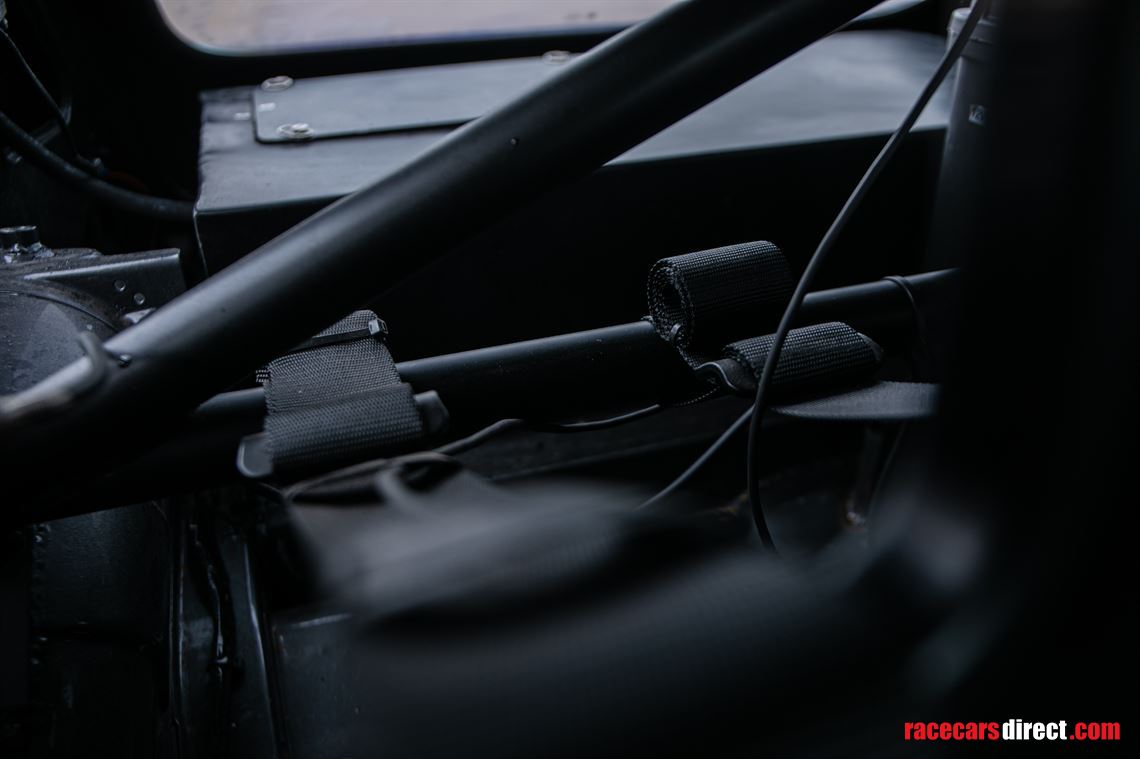 1972-mg-b-gt-race-car---offered-directly-from