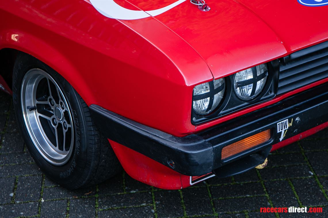 1975-ford-capri-30-with-ric-wood-motovation