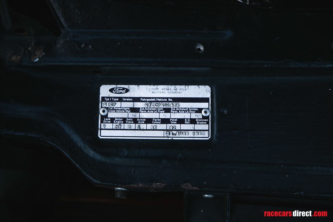 1975-ford-capri-30-with-ric-wood-motovation