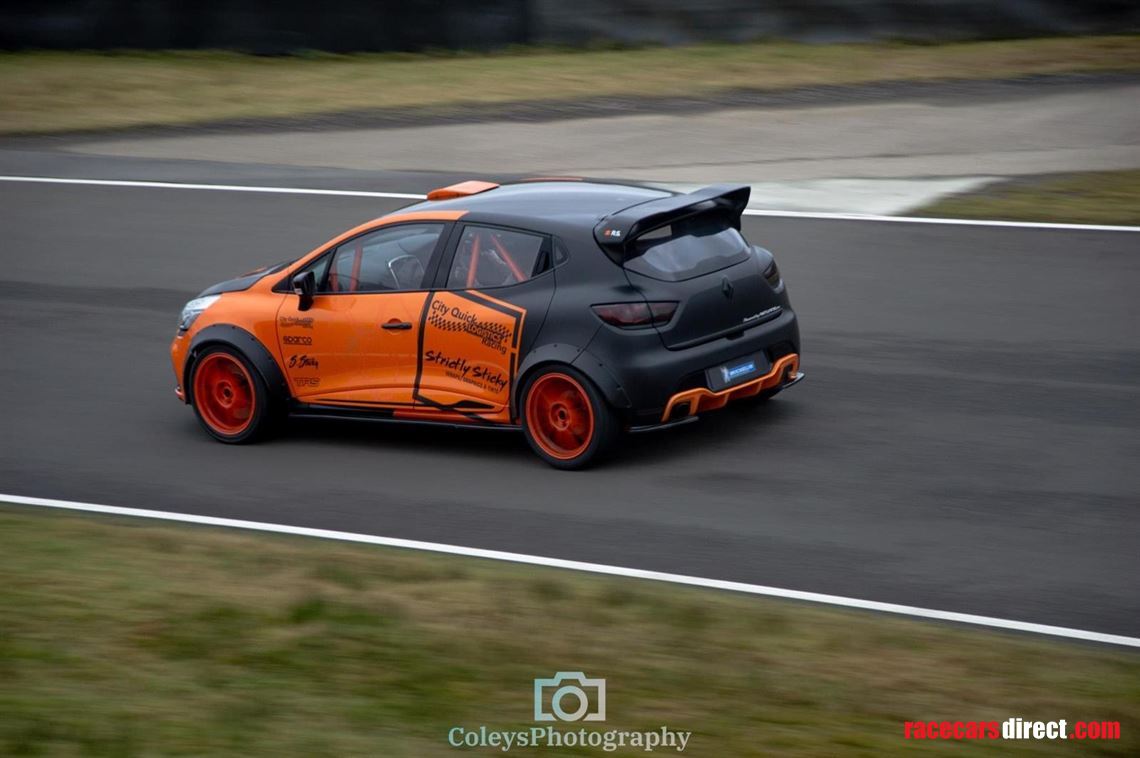 renault-clio-mk4-race-car-300hp