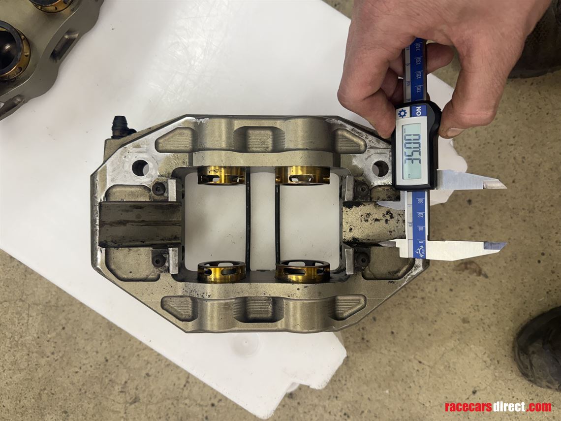 brembo-monoblock-calipers