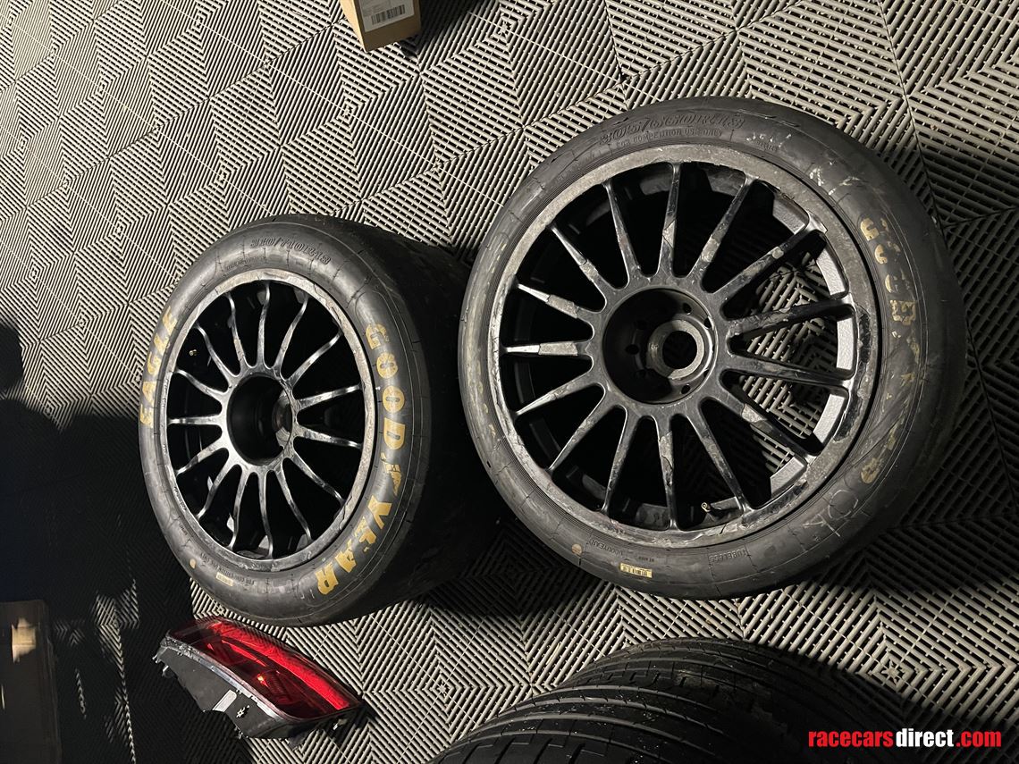 Racecarsdirect.com - Audi R8 ULTRA GT3 Wheels