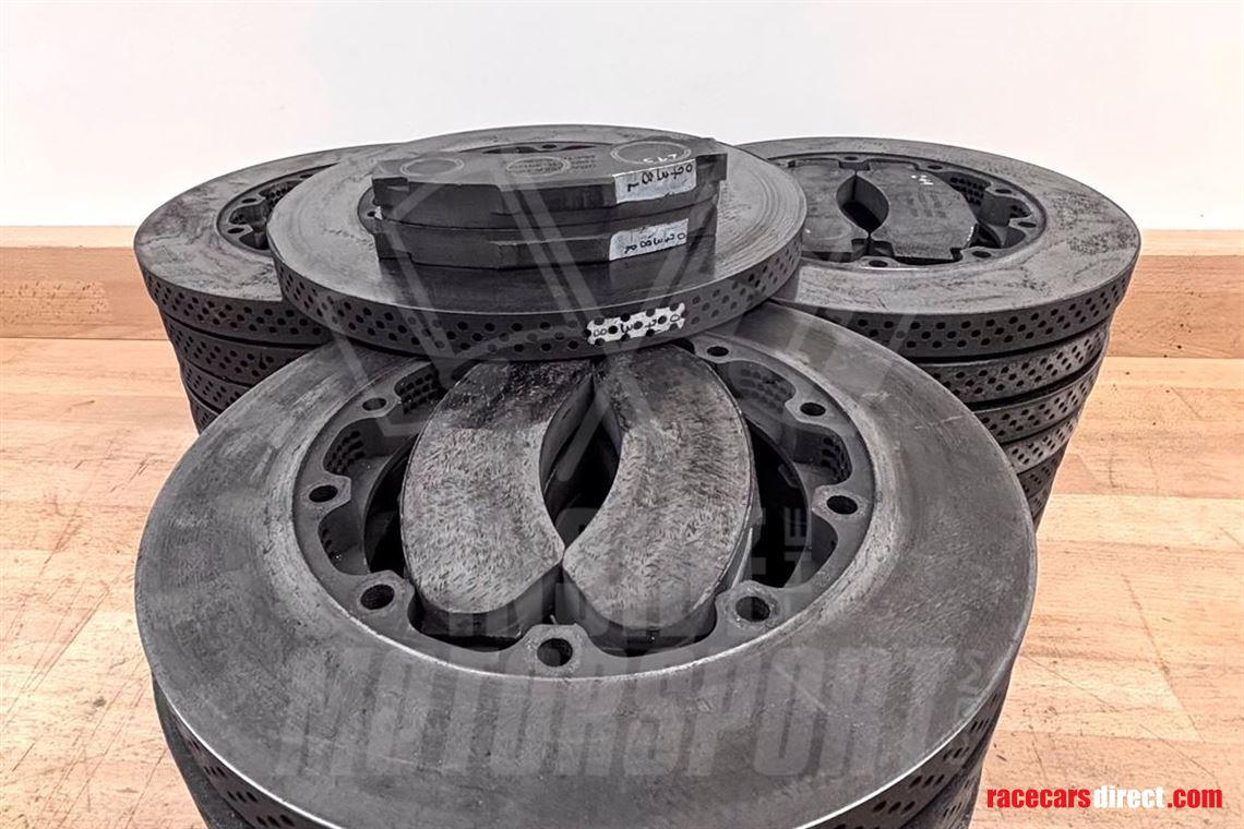 gp2-carbon-brake-discs-andpads