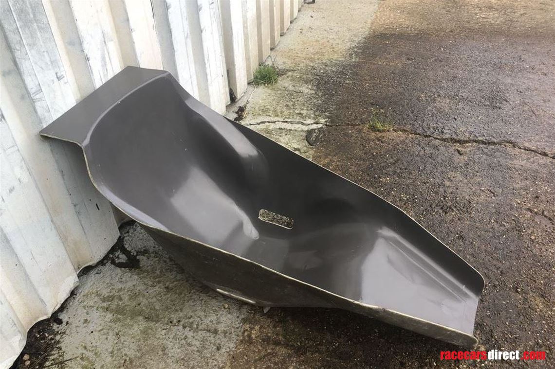 racecar-seat---glassfibre