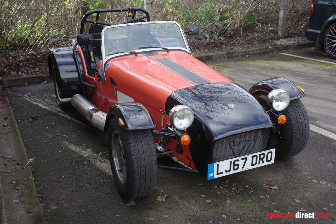 caterham-academy-2018-sigma-16