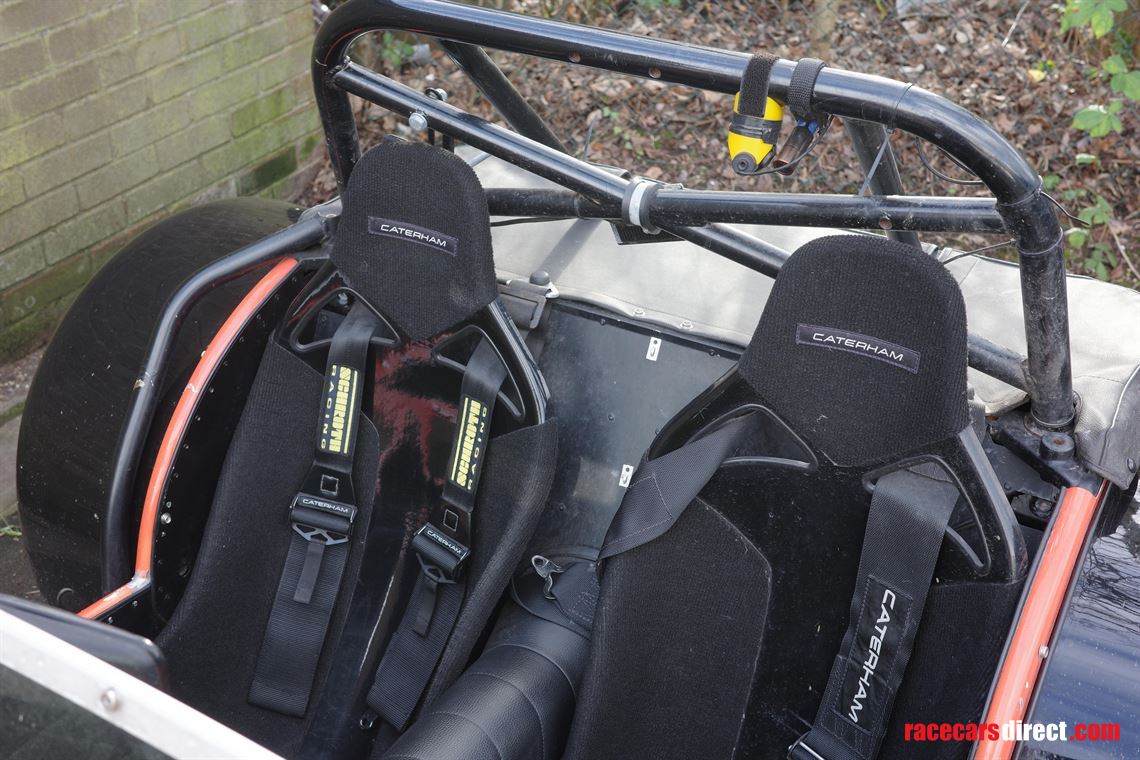 caterham-academy-2018-sigma-16