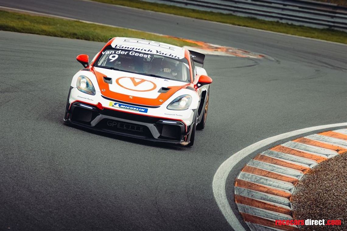 porsche-718-gt4-rs-clubsport-for-sale-my-2023