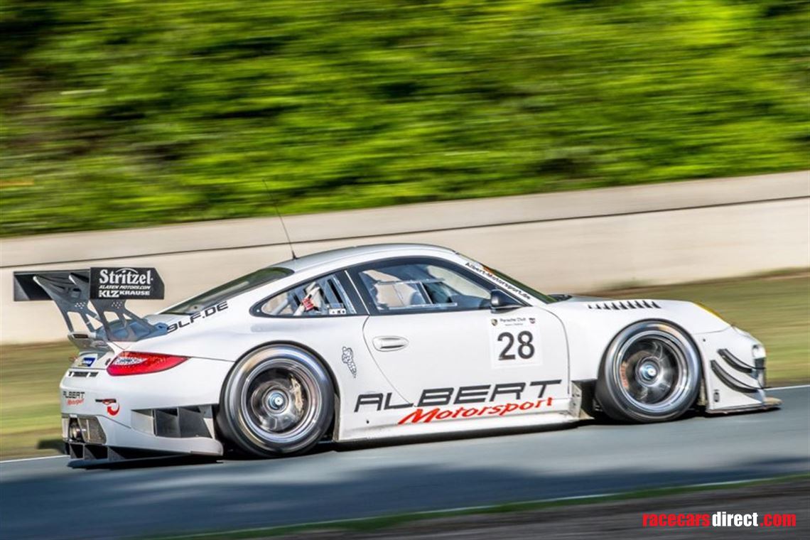 Albert Motorsport Porsche 997 GT3 R ex. Frikadelli Sabine Schmitz Patrick Huismann