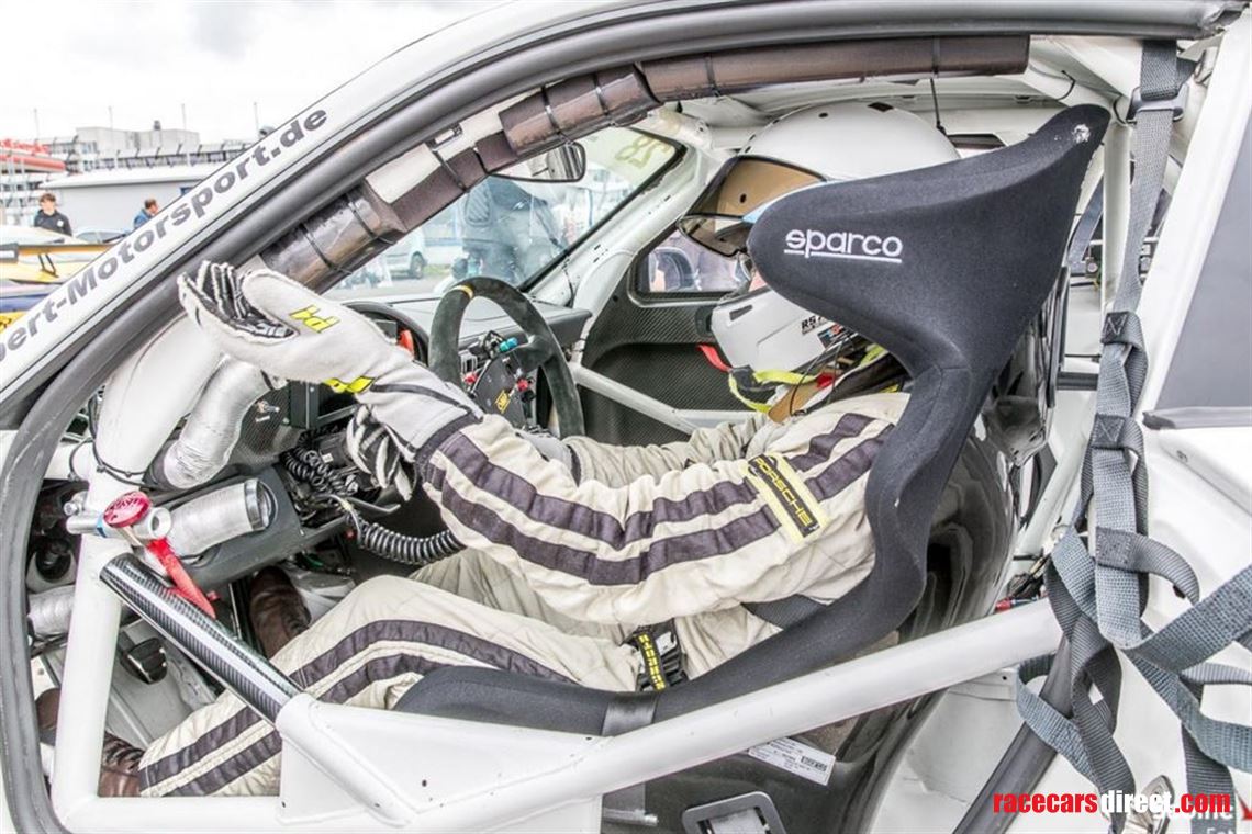 Albert Motorsport Porsche 997 GT3 R ex. Frikadelli Sabine Schmitz Patrick Huismann