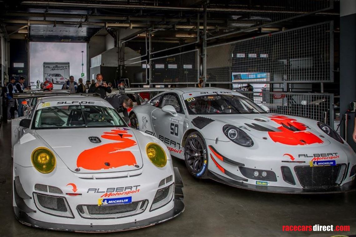 Albert Motorsport Porsche 997 GT3 R ex. Frikadelli Sabine Schmitz Patrick Huismann