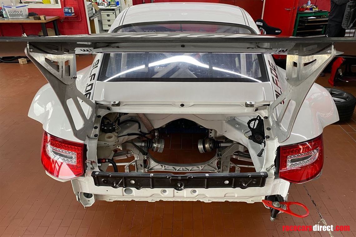 Albert Motorsport Porsche 997 GT3 R ex. Frikadelli Sabine Schmitz Patrick Huismann