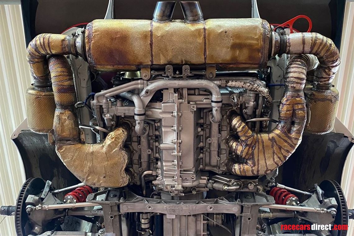 Albert Motorsport Porsche 997 GT3 R ex. Frikadelli Sabine Schmitz Patrick Huismann