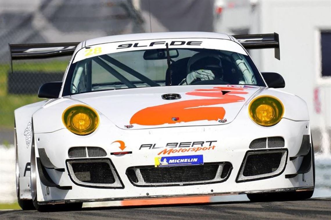 Albert Motorsport Porsche 997 GT3 R ex. Frikadelli Sabine Schmitz Patrick Huismann