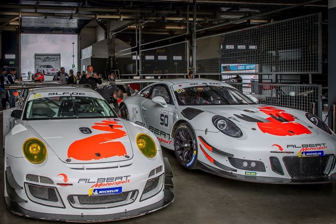 Albert Motorsport Porsche 997 GT3 R ex. Frikadelli Sabine Schmitz Patrick Huismann