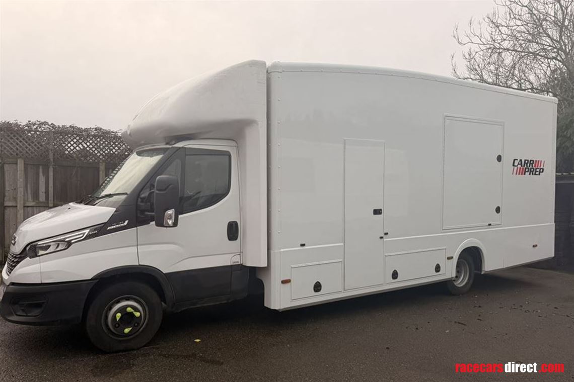 iveco-daily-race-transporter