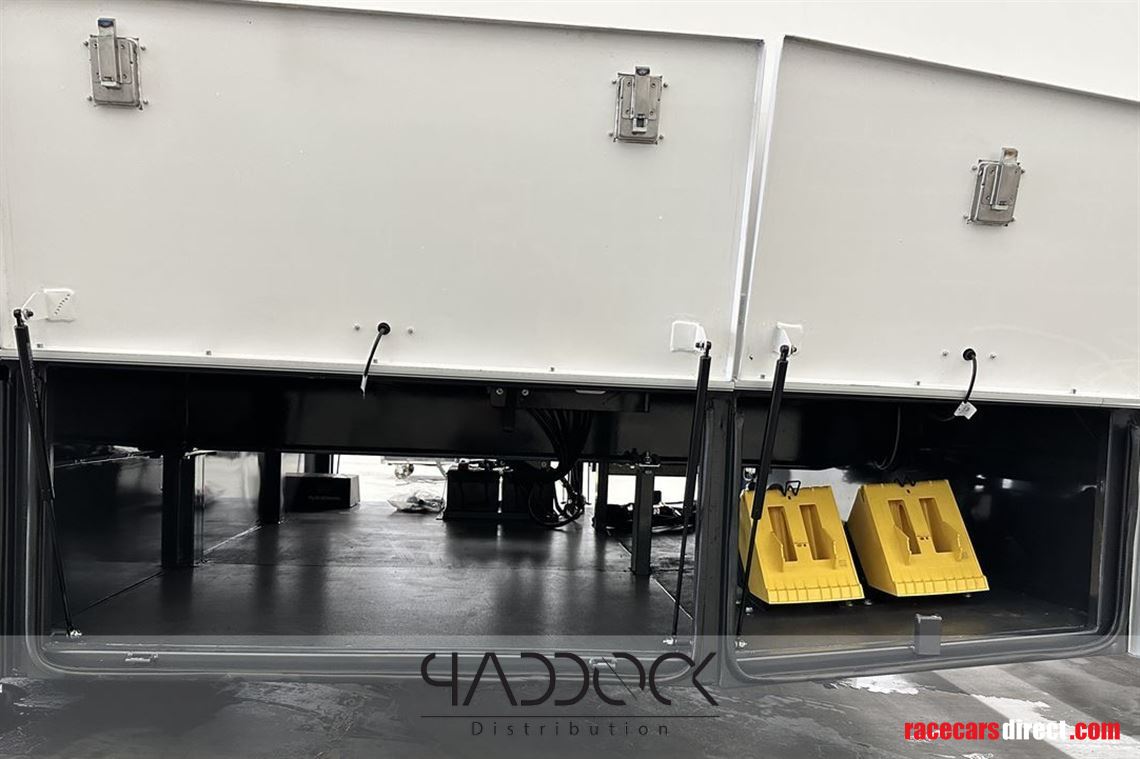 miele-m2-racing-trailer-pk29-for-6-cars-in-st