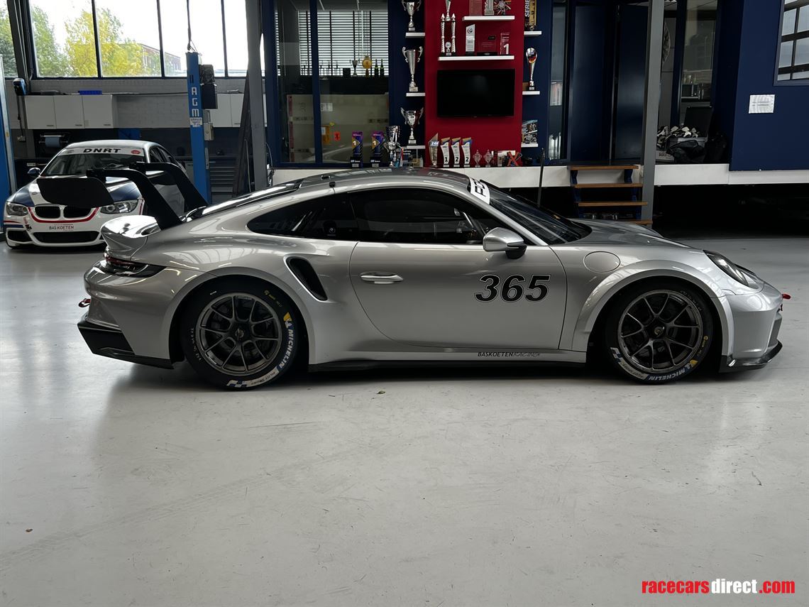 porsche-992-gt3-cup