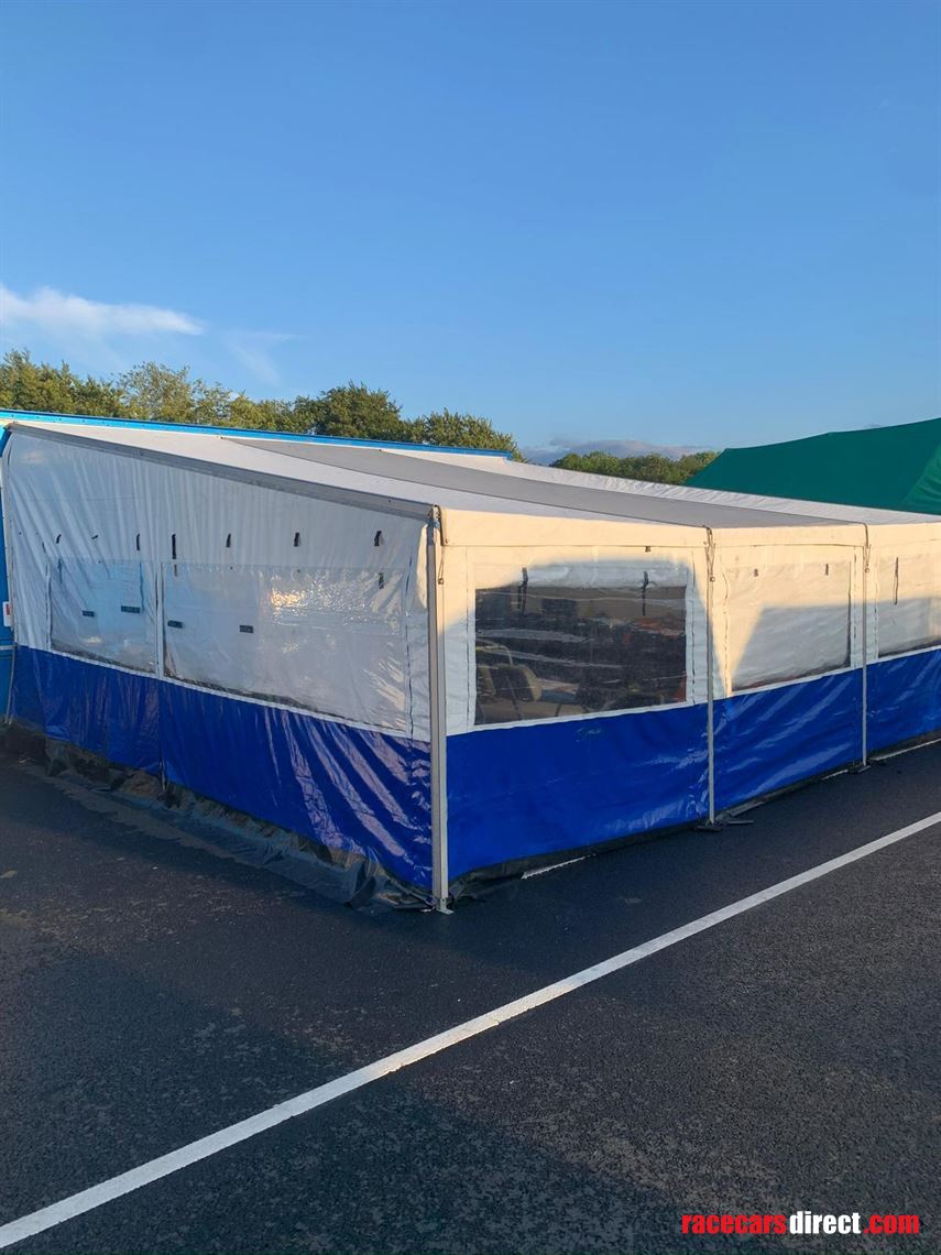 renault-13-tonne-transport-lorry-with-tail-li