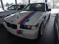 3-race-cars-1x-bmw-m3-e36-trailer-2x-bmw-328i