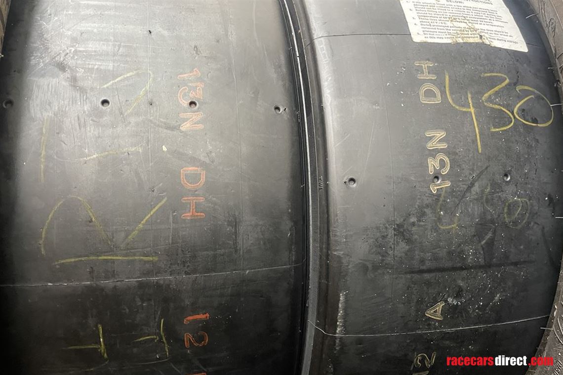 19-new-pirelli-slicks