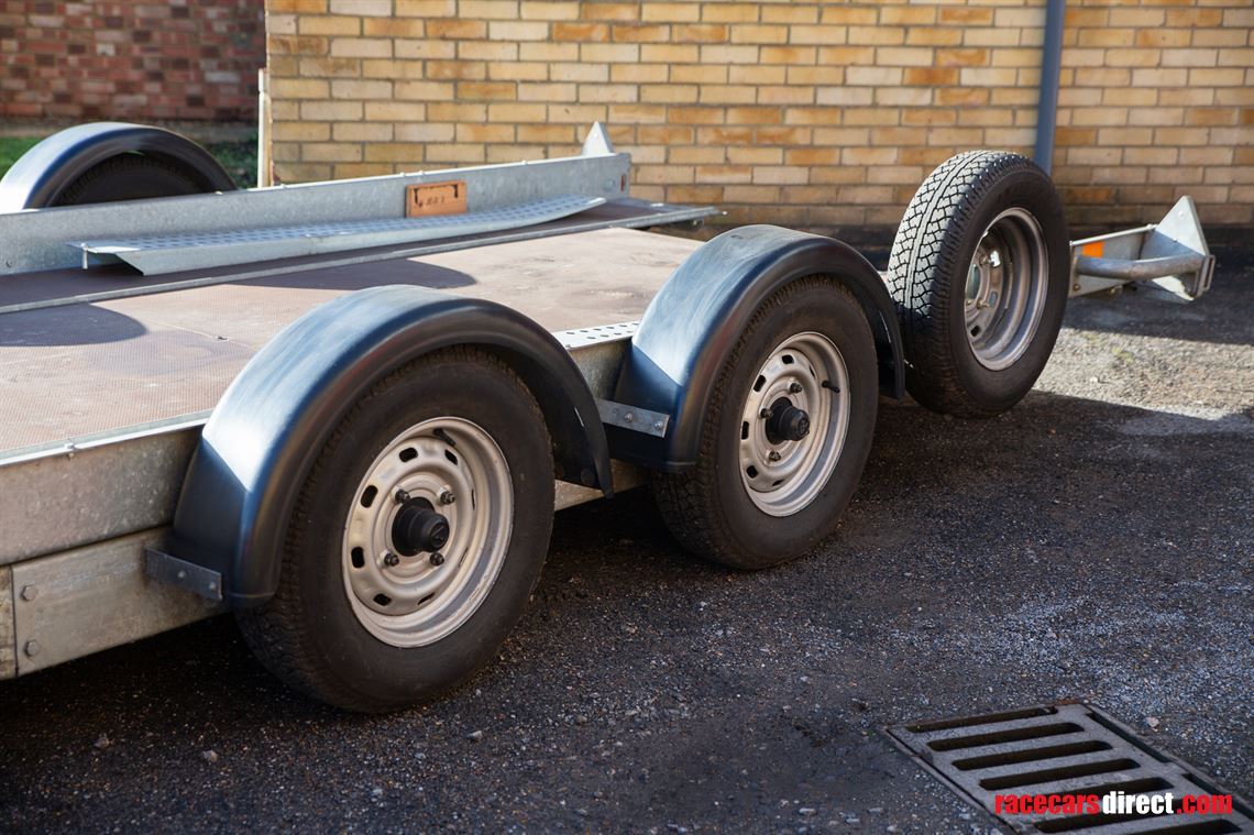 2018-brian-james-ad-cd-twin-axle-hydraulic-ti