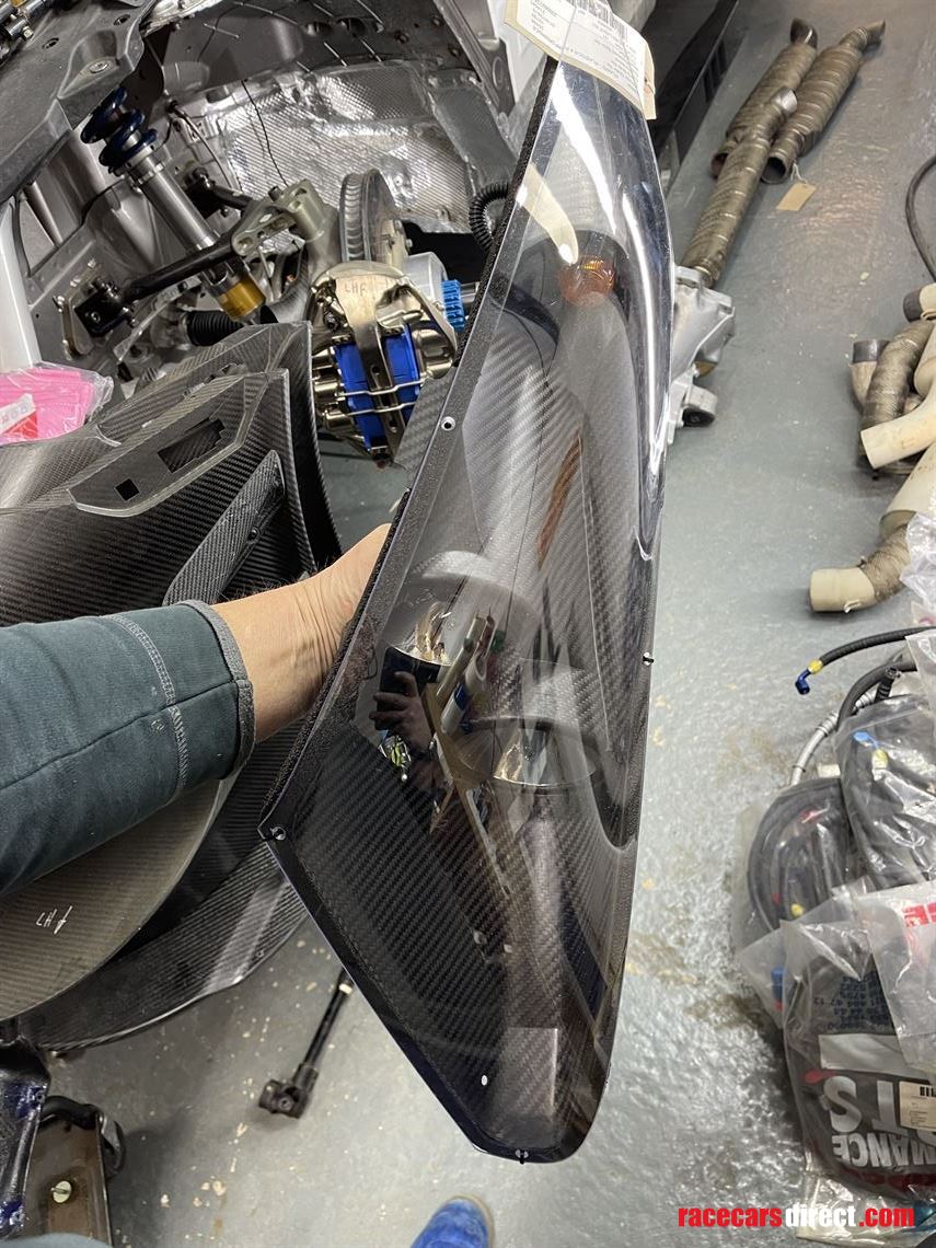 nismo-gt3-carbon-headlights